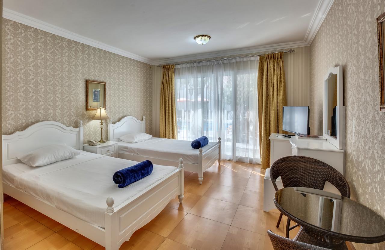 Al Khalidiah Resort Sardzsa Kültér fotó