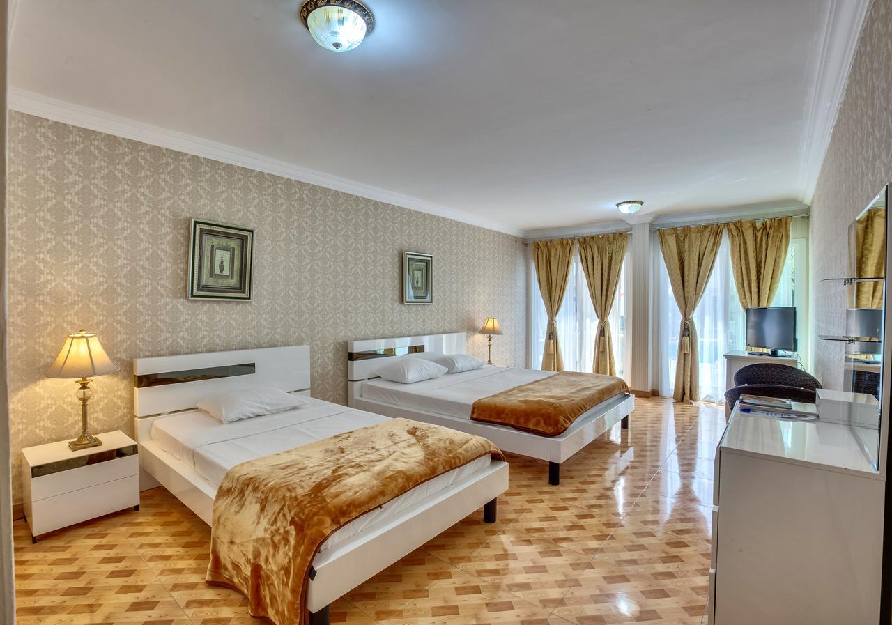 Al Khalidiah Resort Sardzsa Kültér fotó