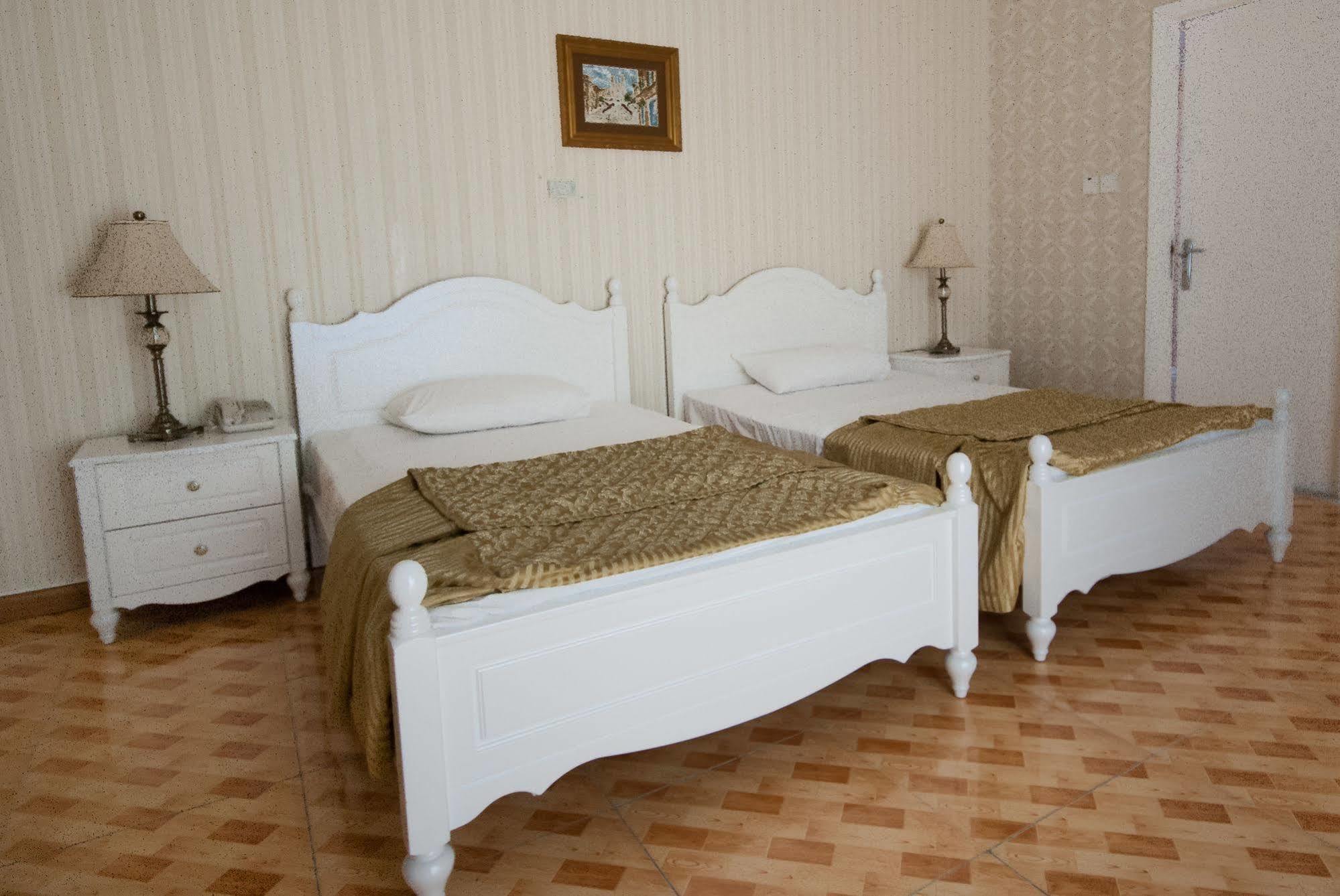 Al Khalidiah Resort Sardzsa Kültér fotó