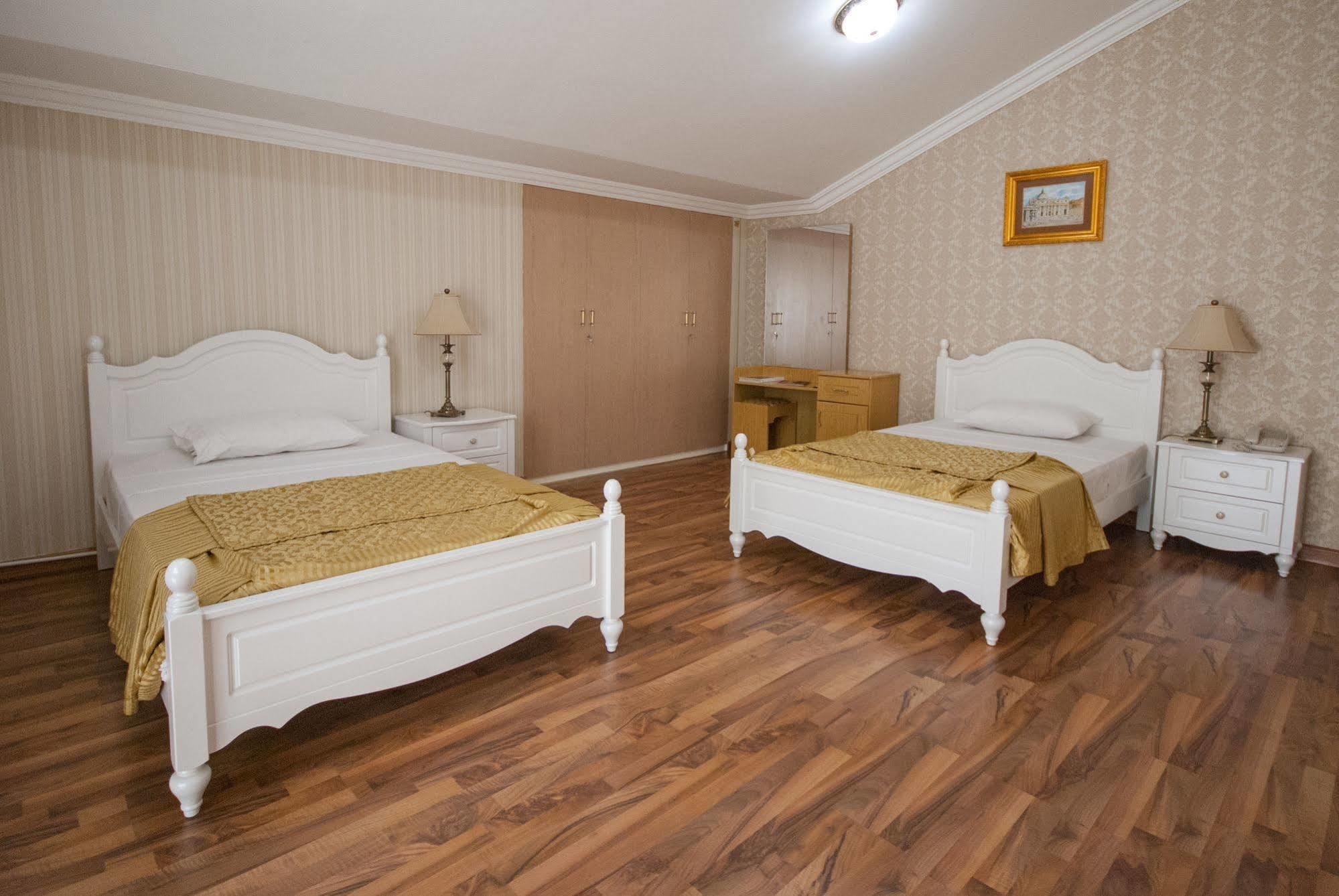 Al Khalidiah Resort Sardzsa Kültér fotó