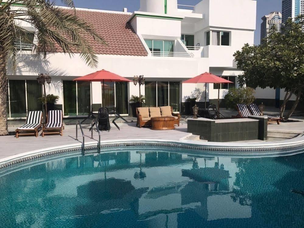 Al Khalidiah Resort Sardzsa Kültér fotó