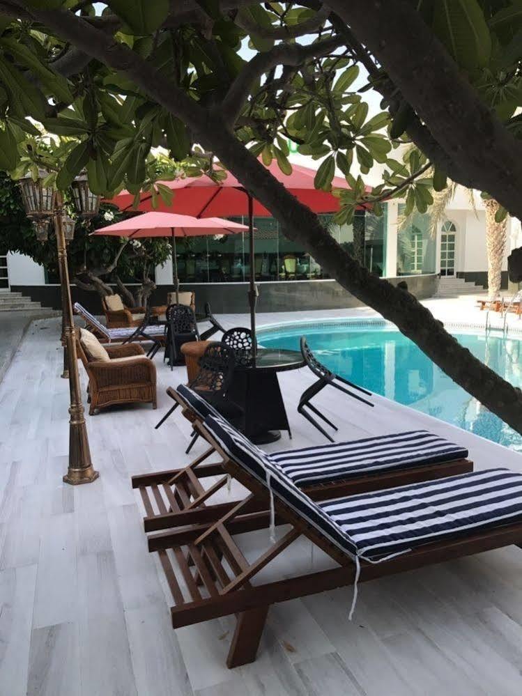 Al Khalidiah Resort Sardzsa Kültér fotó